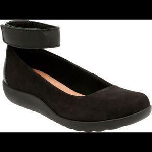 Clark’s medora nina ankle strap shoe